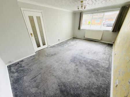 3 bedroom Terraced House to let in Stretton Road, Shirley, Solihull, B90