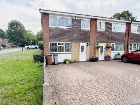3 bedroom Terraced House to let in Stretton Road, Shirley, Solihull, B90