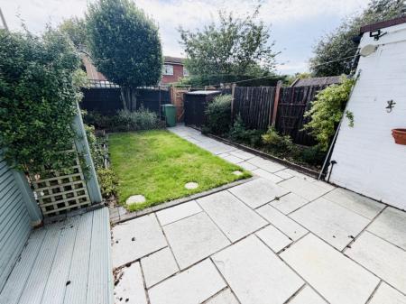 3 bedroom Terraced House to let in Stretton Road, Shirley, Solihull, B90