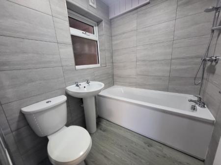 3 bedroom Terraced House to let in Shipway Road, Birmingham, B25