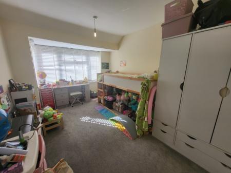3 bedroom Semi-detached house to let in Acheson Road, Shirley, Solihull, B90