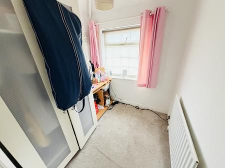 3 bedroom Semi-detached house to let in Temple Avenue, Hall Green, Birmingham, B28