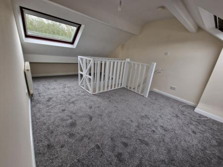 3 bedroom Flat for sale in Aldersley Road, Tettenhall, WV6