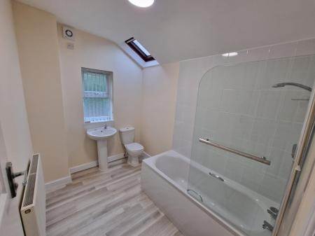 3 bedroom Flat for sale in Aldersley Road, Tettenhall, WV6