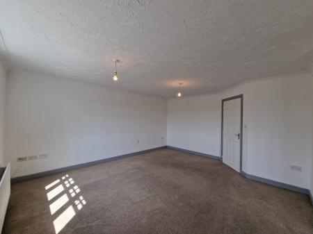 2 bedroom Flat for sale in Bewick Court, The Holloway, Compton, Wolverhampton, WV6
