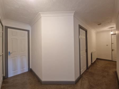 2 bedroom Flat for sale in Bewick Court, The Holloway, Compton, Wolverhampton, WV6