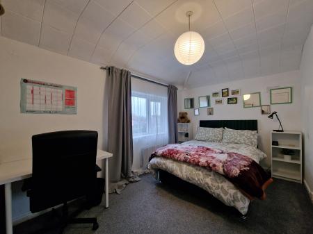 3 bedroom Semi-detached house for sale in Bowman's Rise, Wolverhampton, WV1