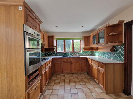 4 bedroom Detached house for sale in Keepers Lane, Codsall, WV8