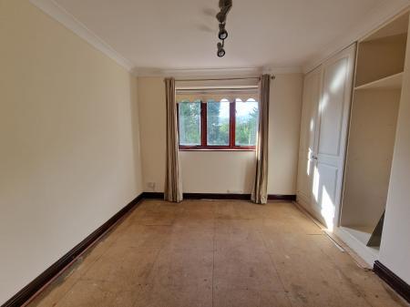 4 bedroom Detached house for sale in Keepers Lane, Codsall, WV8