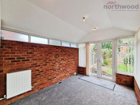 3 bedroom Link detached house to let in St. Andrews Drive, Perton, WV6