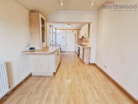 2 bedroom Terraced House to let in Mancroft Road, Tettenhall, WV6