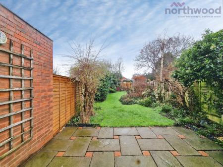 2 bedroom Terraced House to let in Mancroft Road, Tettenhall, WV6