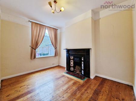 2 bedroom Terraced House to let in Mancroft Road, Tettenhall, WV6