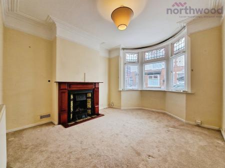 2 bedroom Terraced House to let in Mancroft Road, Tettenhall, WV6