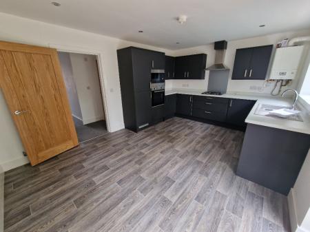 3 bedroom Town house to let in Amina Gardens, Bradmore, Wolverhampton, WV3