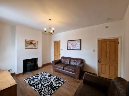 3 bedroom Terraced House to let in Aldersley Road, Wolverhampton, WV6