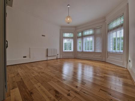 2 bedroom Apartment to let in 16 Stockwell Road, Wolverhampton, WV6