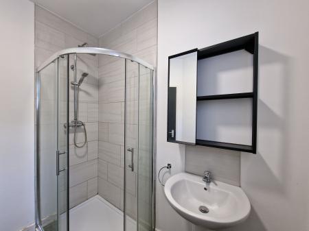 2 bedroom Duplex to let in Allen Road, Wolverhampton, WV6