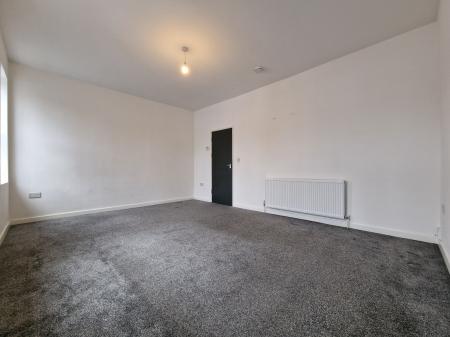 2 bedroom Duplex to let in Allen Road, Wolverhampton, WV6
