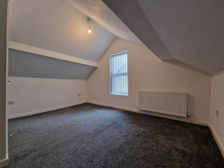 2 bedroom Duplex to let in Allen Road, Wolverhampton, WV6