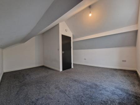 2 bedroom Duplex to let in Allen Road, Wolverhampton, WV6