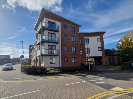 2 bedroom Flat for sale in Akron Drive, Oxley, Wolverhampton, WV10