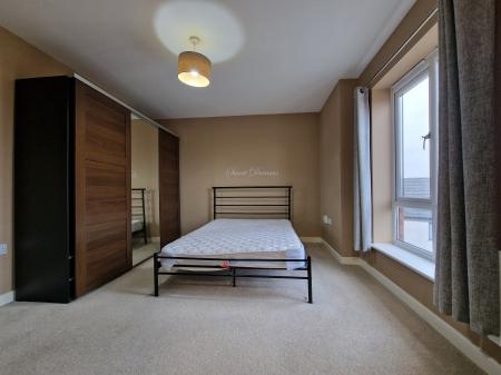 2 bedroom Flat for sale in Akron Drive, Oxley, Wolverhampton, WV10