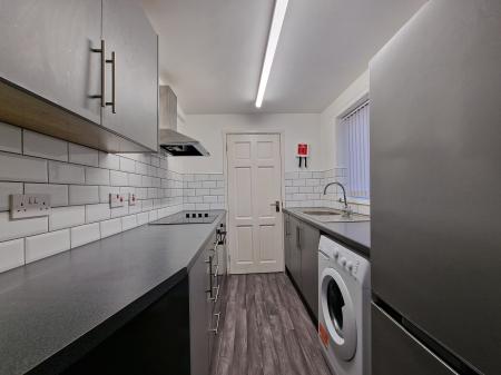 3 bedroom Terraced House to let in Lime Street, Wolverhampton, WV3