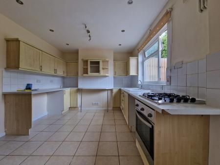 3 bedroom Terraced House to let in Victoria Road, Bradmore, Wolverhampton, WV3