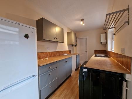 3 bedroom Terraced House to let in Limes Road, Tettenhall, WV6