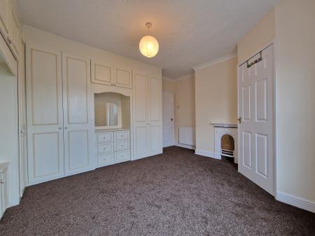 3 bedroom Terraced House to let in Limes Road, Tettenhall, WV6