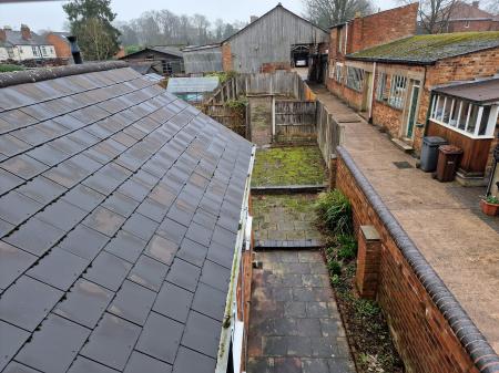 3 bedroom Terraced House to let in Limes Road, Tettenhall, WV6