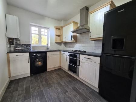 2 bedroom Apartment to let in The Holloway, Wolverhampton, WV6