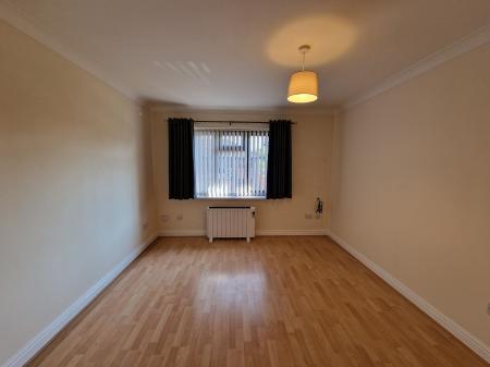 2 bedroom Apartment to let in Bilbrook Court, Bilbrook Road, Bilbrook, WV8