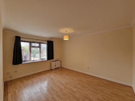 2 bedroom Apartment to let in Bilbrook Court, Bilbrook, WV8