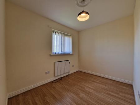 2 bedroom Apartment to let in Bilbrook Court, Bilbrook, WV8