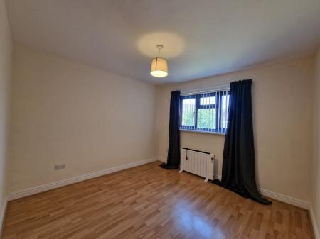 2 bedroom Apartment to let in Bilbrook Court, Bilbrook, WV8
