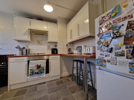 2 bedroom Flat for sale in Warstones Gardens, Wolverhampton, WV4