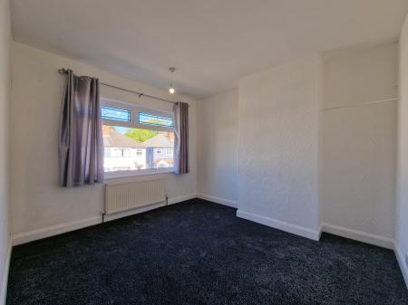 3 bedroom Semi-detached house to let in The Crescent, Tettenhall Wood, Wolverhampton, WV6
