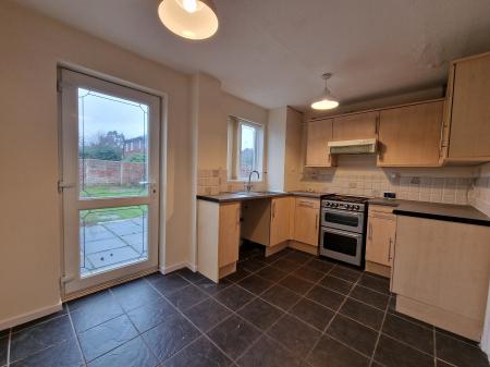 2 bedroom Semi-detached house to let in Canterbury Drive, Perton, WV6