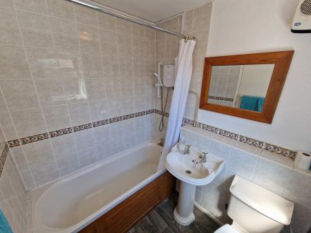 1 bedroom Ground floor flat to let in Wells Close, Perton, WV6