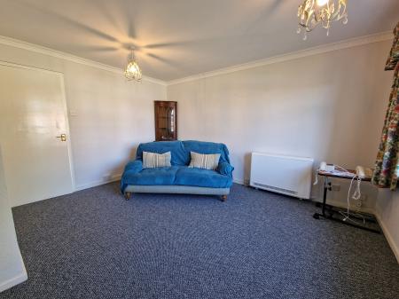 1 bedroom Ground floor flat to let in Wells Close, Perton, WV6