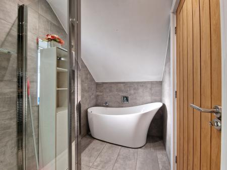 5 bedroom Semi-detached house for sale in Park Road East, Wolverhampton, WV1