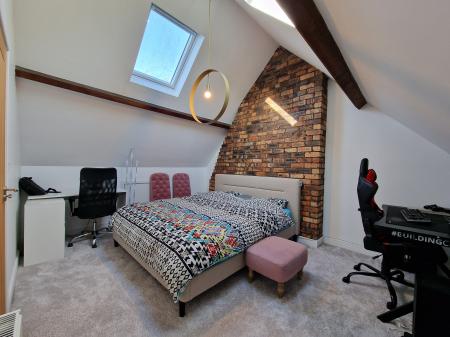 5 bedroom Semi-detached house for sale in Park Road East, Wolverhampton, WV1