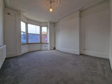 3 bedroom Semi-detached house to let in Bushbury Road, Wolverhampton, WV10
