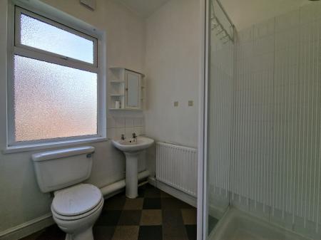 3 bedroom Semi-detached house to let in Bushbury Road, Wolverhampton, WV10