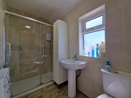 3 bedroom Semi-detached house to let in Davenport Road, Tettenhall, WV6