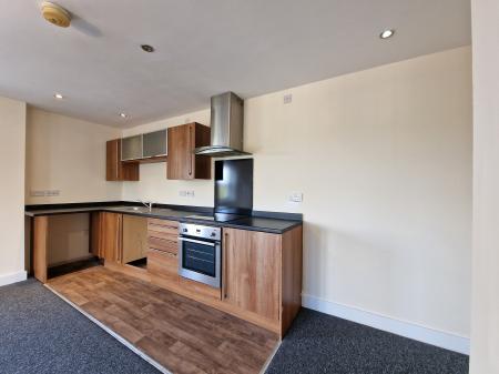 1 bedroom Flat to let in 124P Merridale House, Compton Road, Wolverhampton, WV3