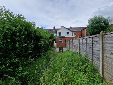 3 bedroom Terraced House for sale in Woden Road, Wolverhampton, WV10