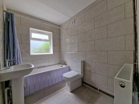 3 bedroom Terraced House for sale in Woden Road, Wolverhampton, WV10